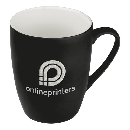 Schwarze Keramik Tasse mit Henkel.