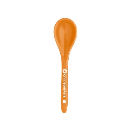 Orangefarbener Lffel aus Keramik mit Aufhngeloch.