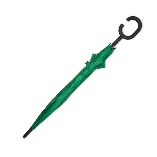 Grner Regenschirm mit speziellem Griff.