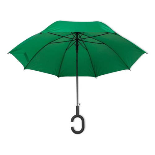 Grner Regenschirm mit speziellem Griff.