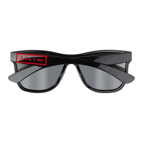 Schwarze Sonnenbrille mit dunklen Glsern.