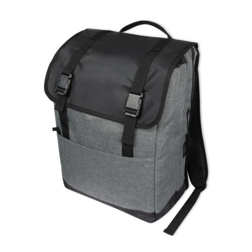 Grauer Rucksack aus Stoff mit verstellbaren Trgern und Schnallenverschluss.