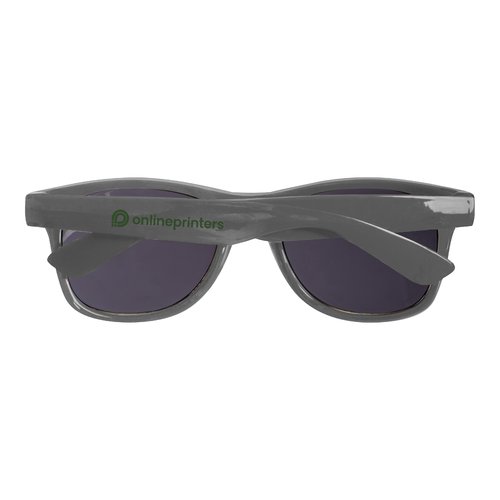 Silbergraue RPET-Sonnenbrille mit dunklen Glsern.