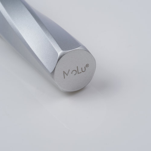 Messing Rollerball Stift mit Mine und Verschlusskappe.